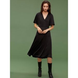 Wilfred Aritzia Nadine Wrap Midi Dress Black sz 6